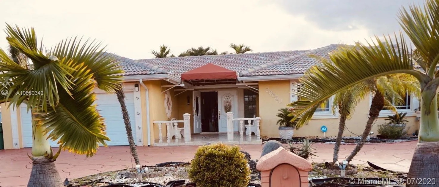 3 bedroom 2 bath for sale at 20040 NW 63rd Ave, Hialeah FL 33015