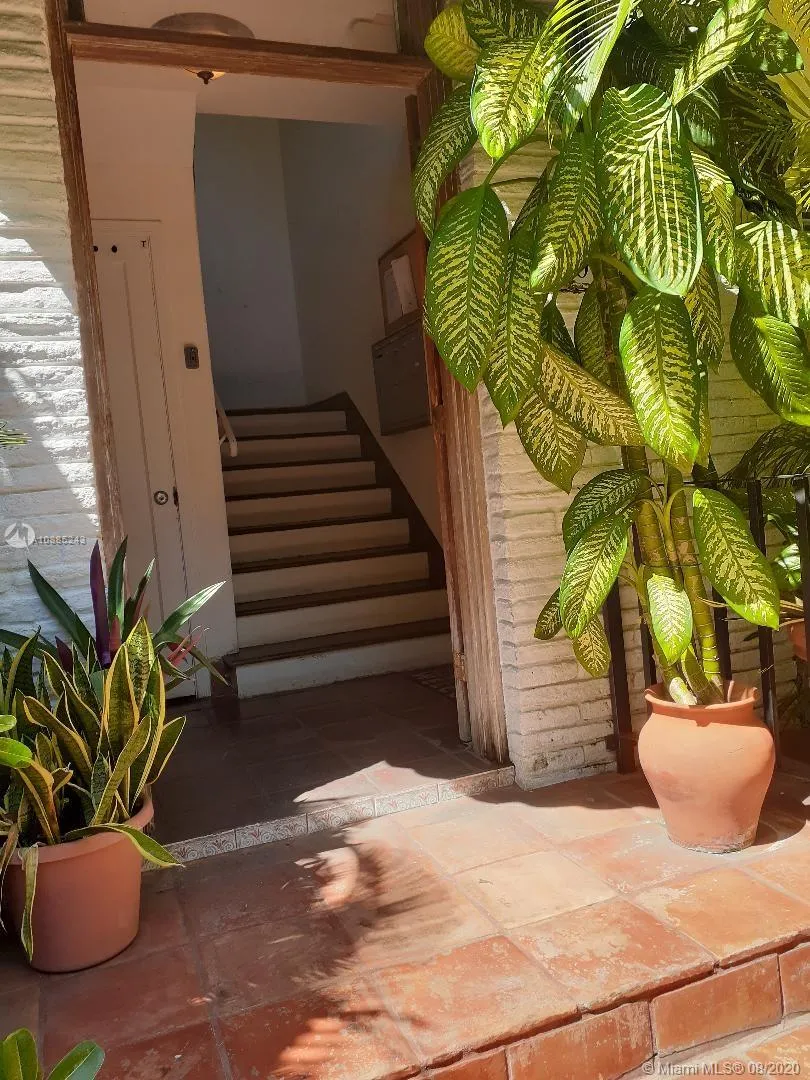 1610 Michigan Ave # 5, Miami Beach FL 33139