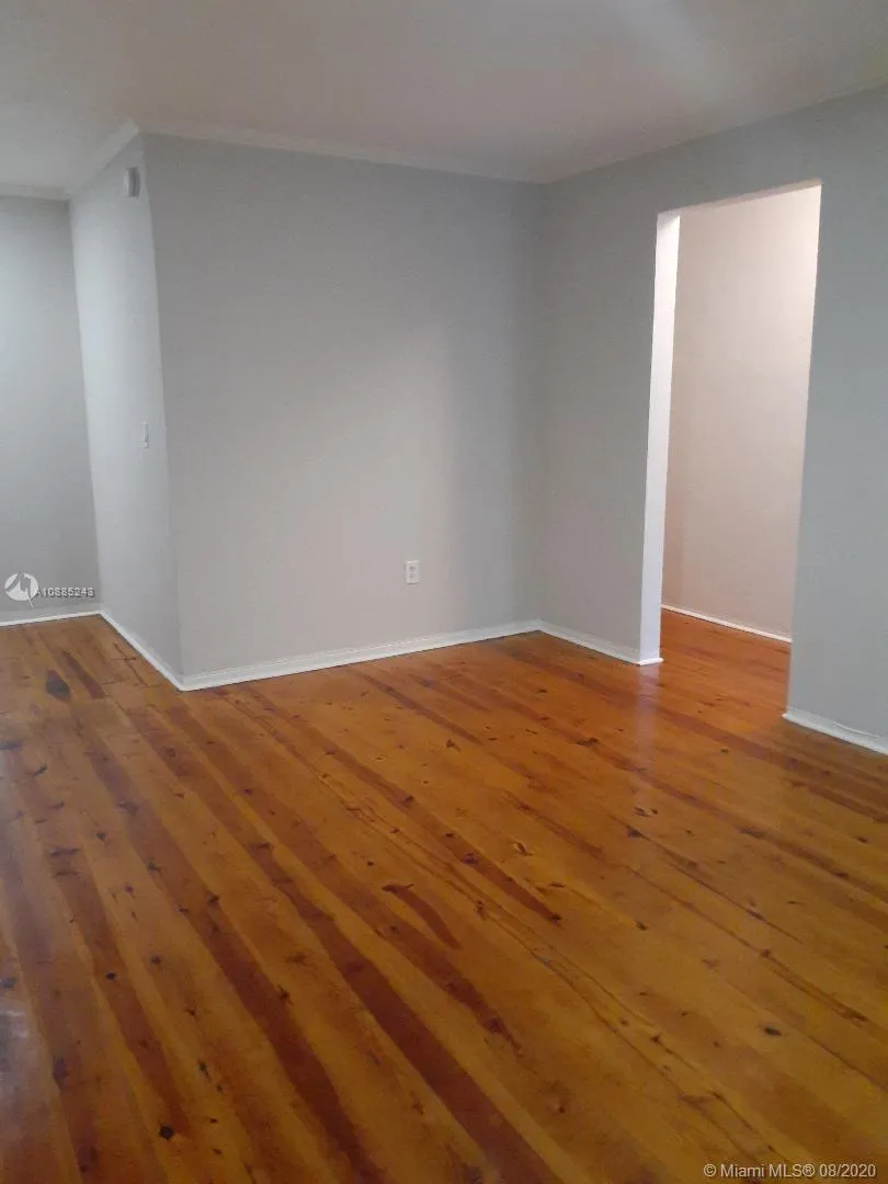 1610 Michigan Ave # 5, Miami Beach FL 33139