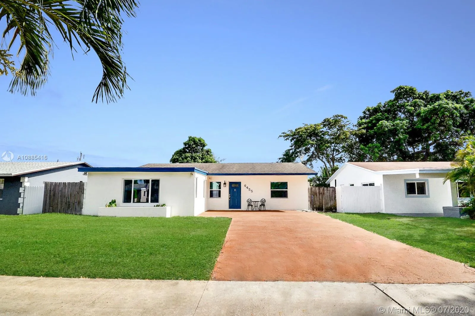 6455 Pershing St, Hollywood FL 33024
