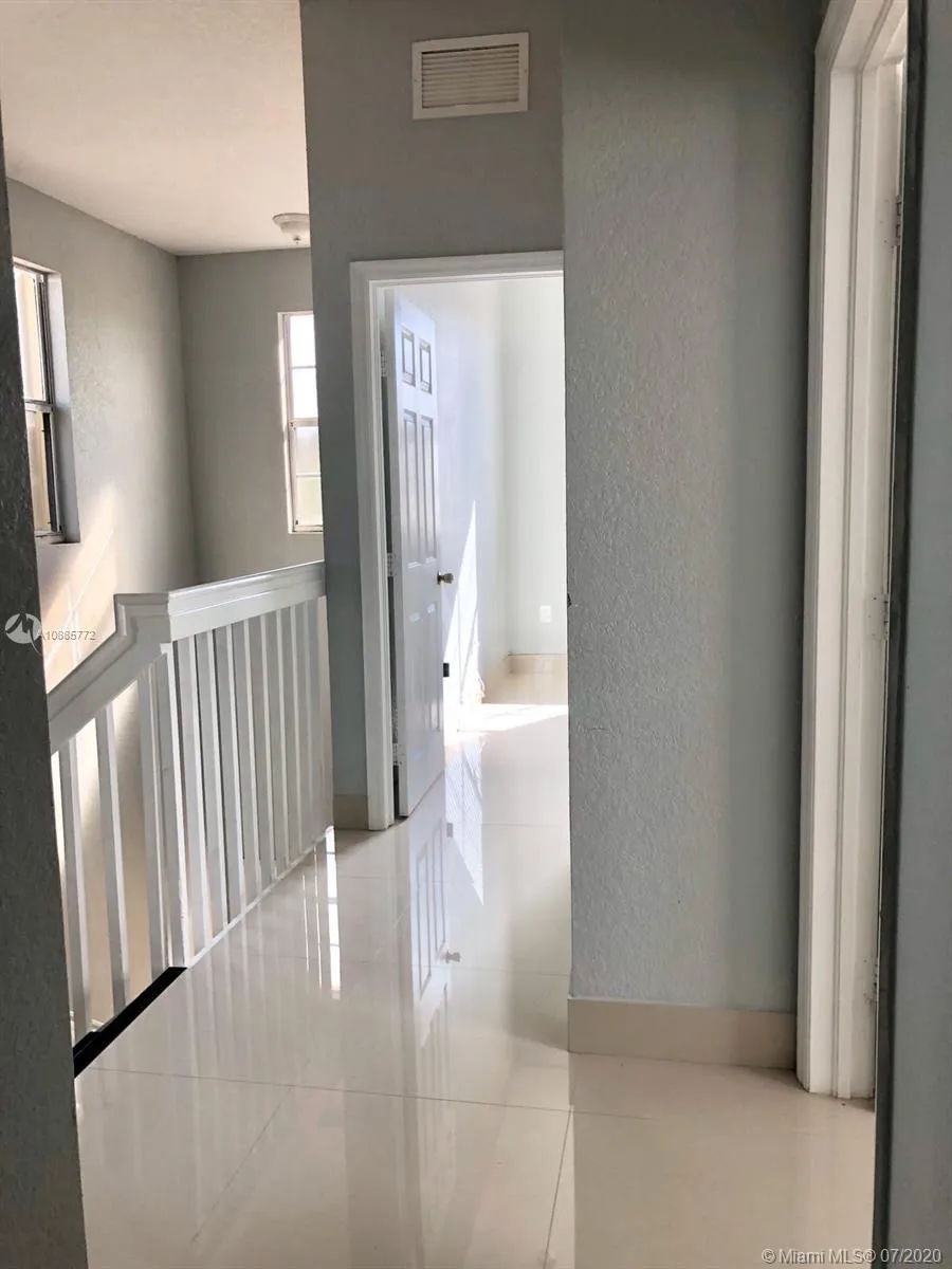 4 bedroom 4 bath for sale at 3965 NE 15th St, Homestead FL 33033