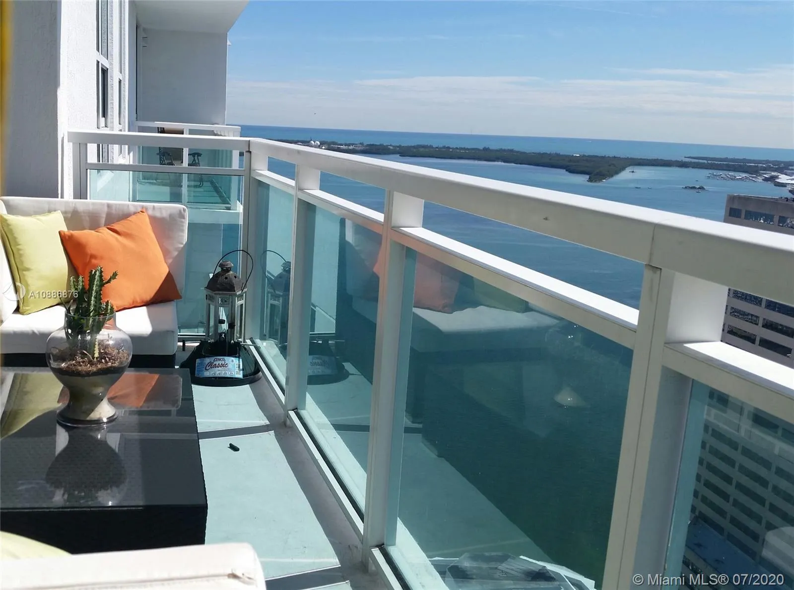 950 Brickell Bay Dr # 4007, Miami FL 33131