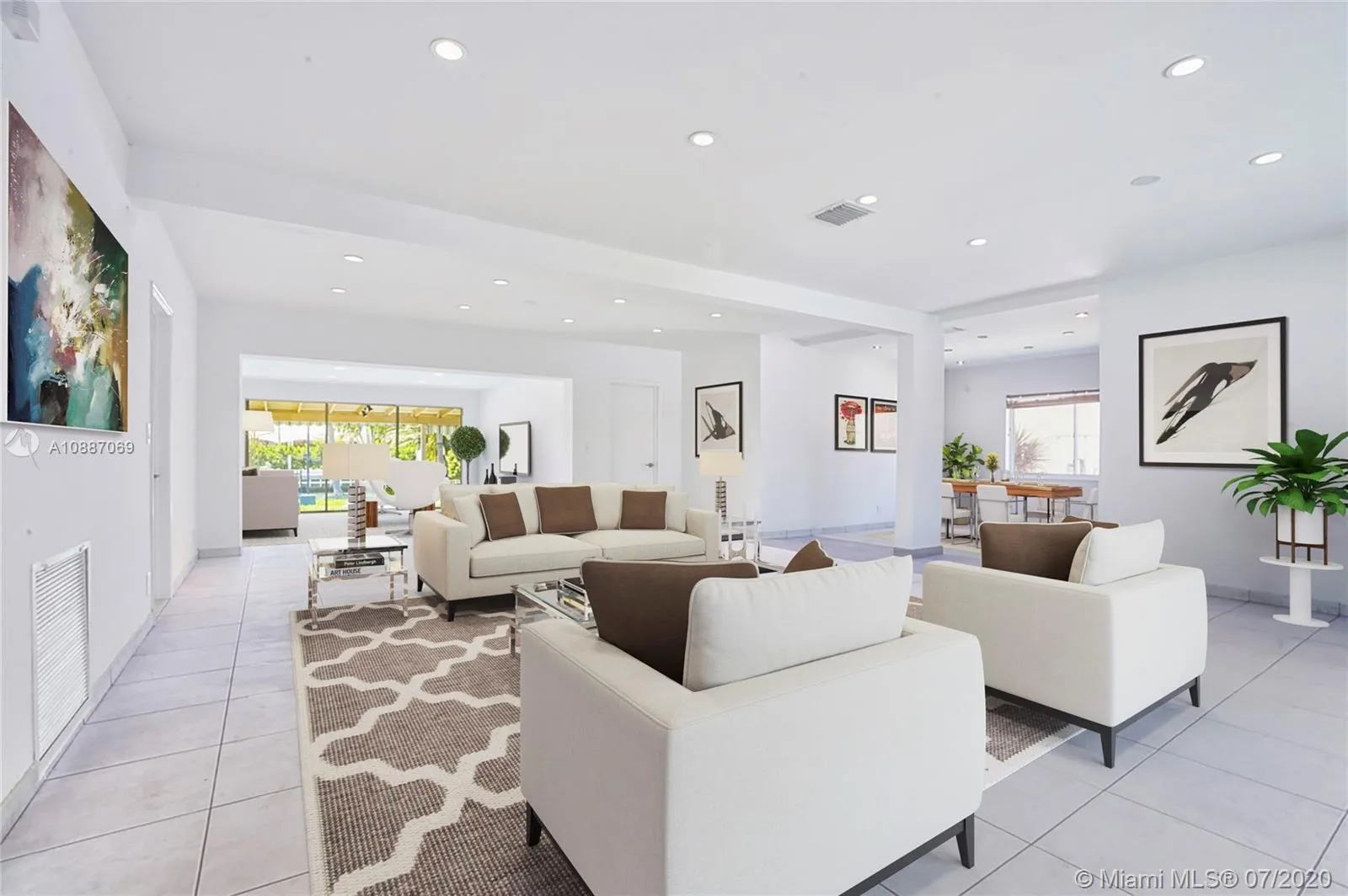 7770 Hawthorne Ave, Miami Beach FL 33141