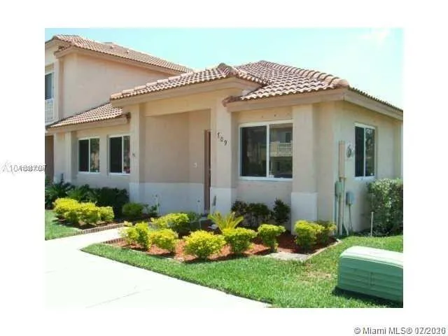 3 bedroom 2 bath for sale at 709 NW 208th Way # 709, Pembroke Pines FL 33029