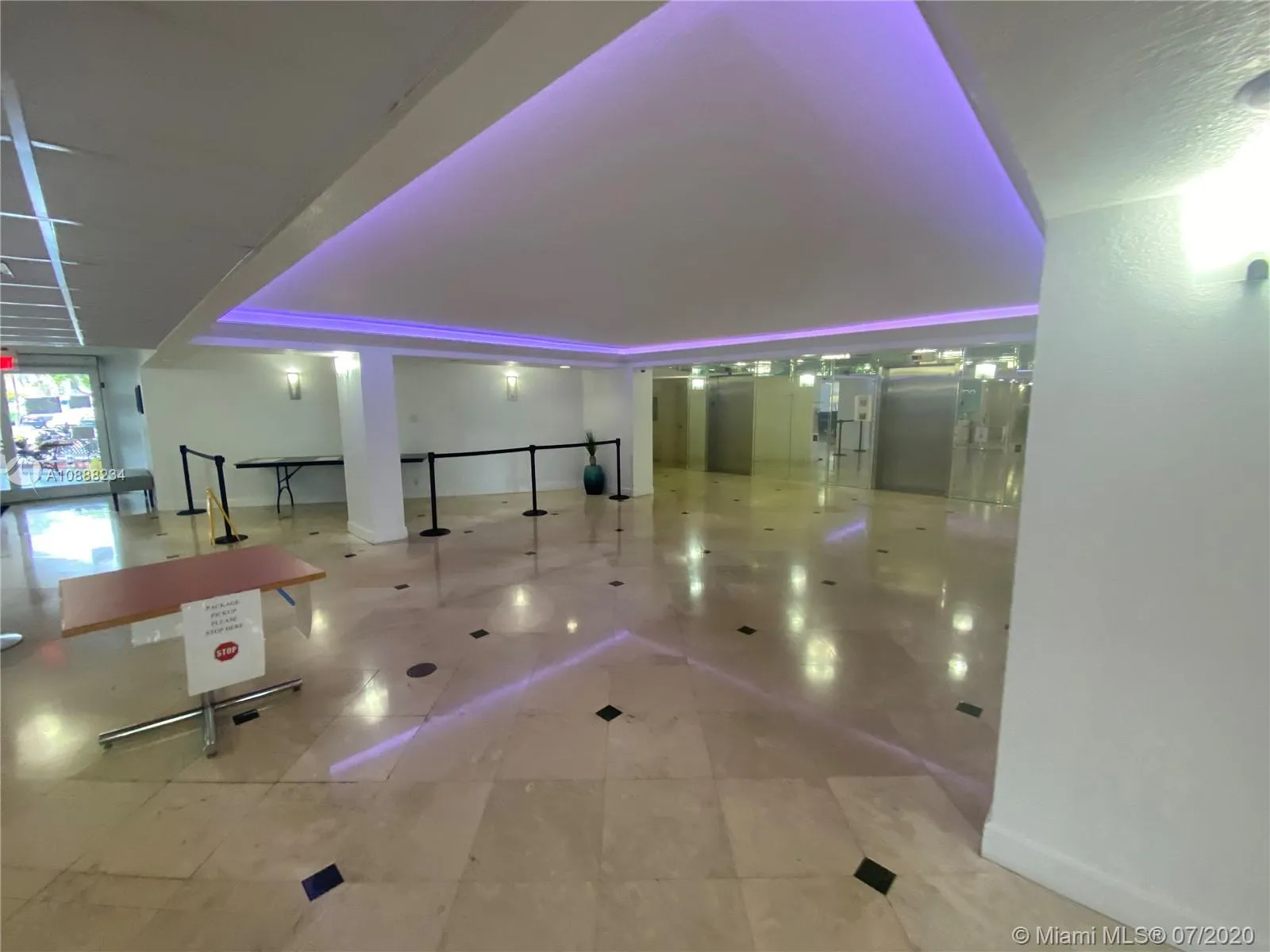 800 Parkview Dr # 901, Hallandale Beach FL 33009