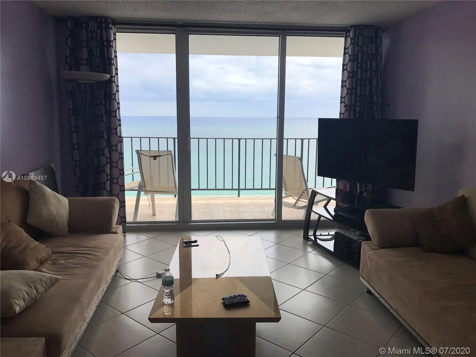 2030 S Ocean Dr # 2116, Hallandale Beach FL 33009