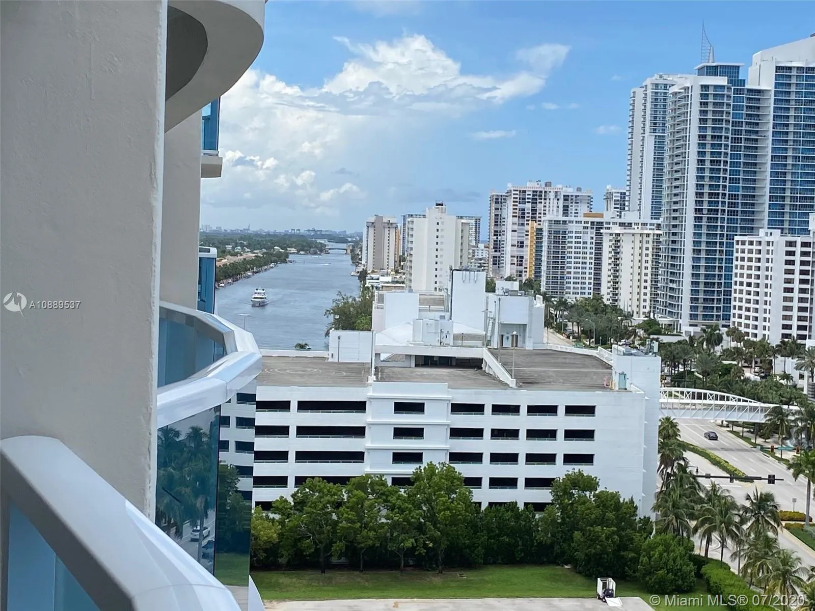 3800 S Ocean Dr # 1518, Hollywood FL 33019