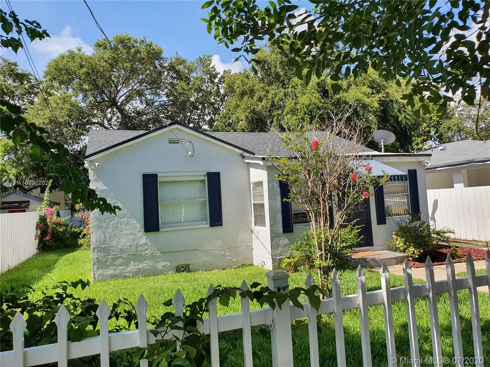 50 NW 41st St, Miami FL 33127