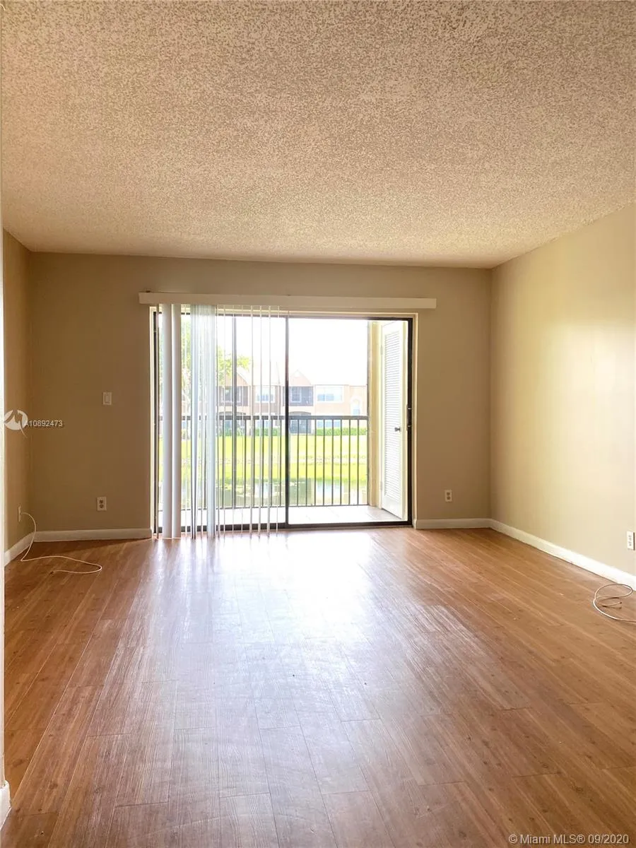 9044 NW 28th Dr # 202, Coral Springs FL 33065