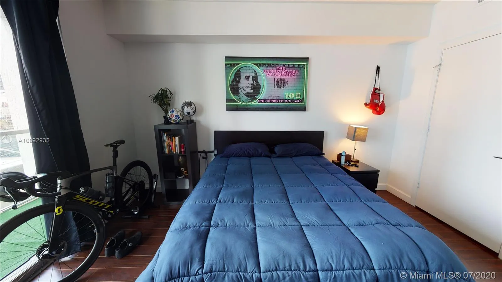 55 SE 6th St # 2110, Miami FL 33131