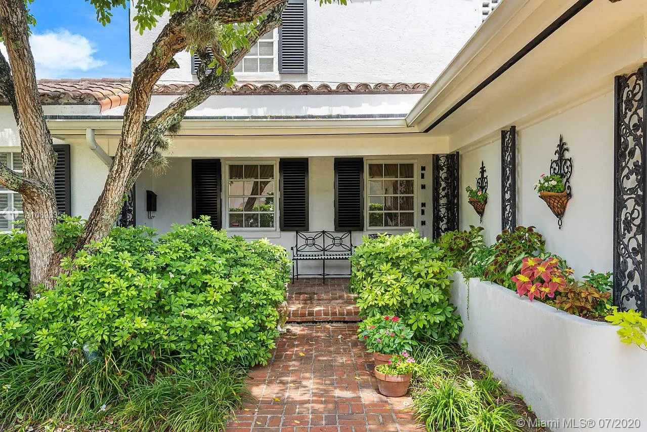 441 Isle Of Palms Dr, Fort Lauderdale FL 33301