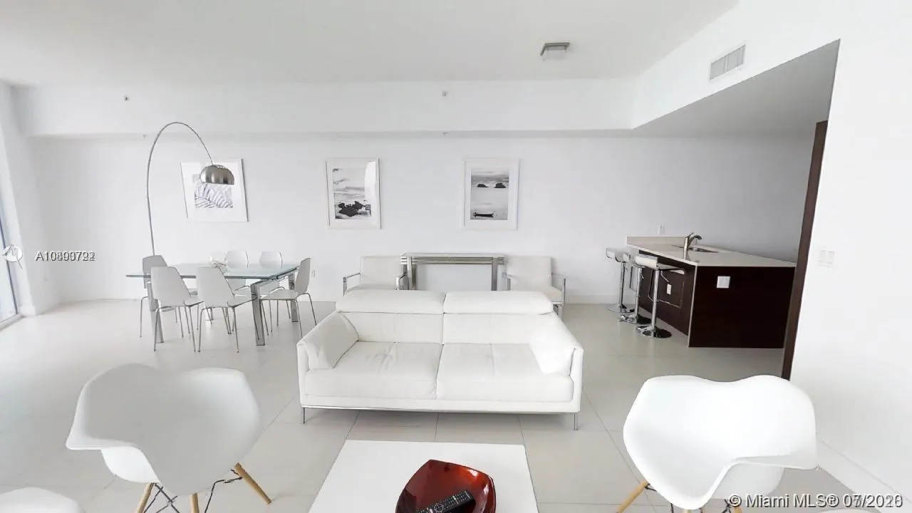 3 bedroom 2 bath for sale at 1900 N Bayshore Dr # 5006, Miami FL 33132