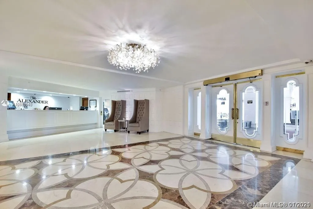 5225 Collins Ave # 1515, Miami Beach FL 33140