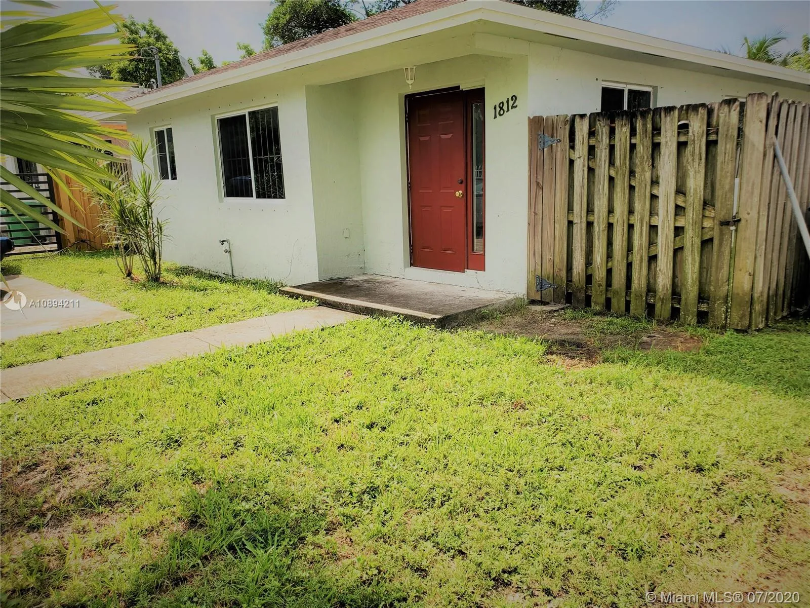 1812 NW 69th Ter, Miami FL 33147