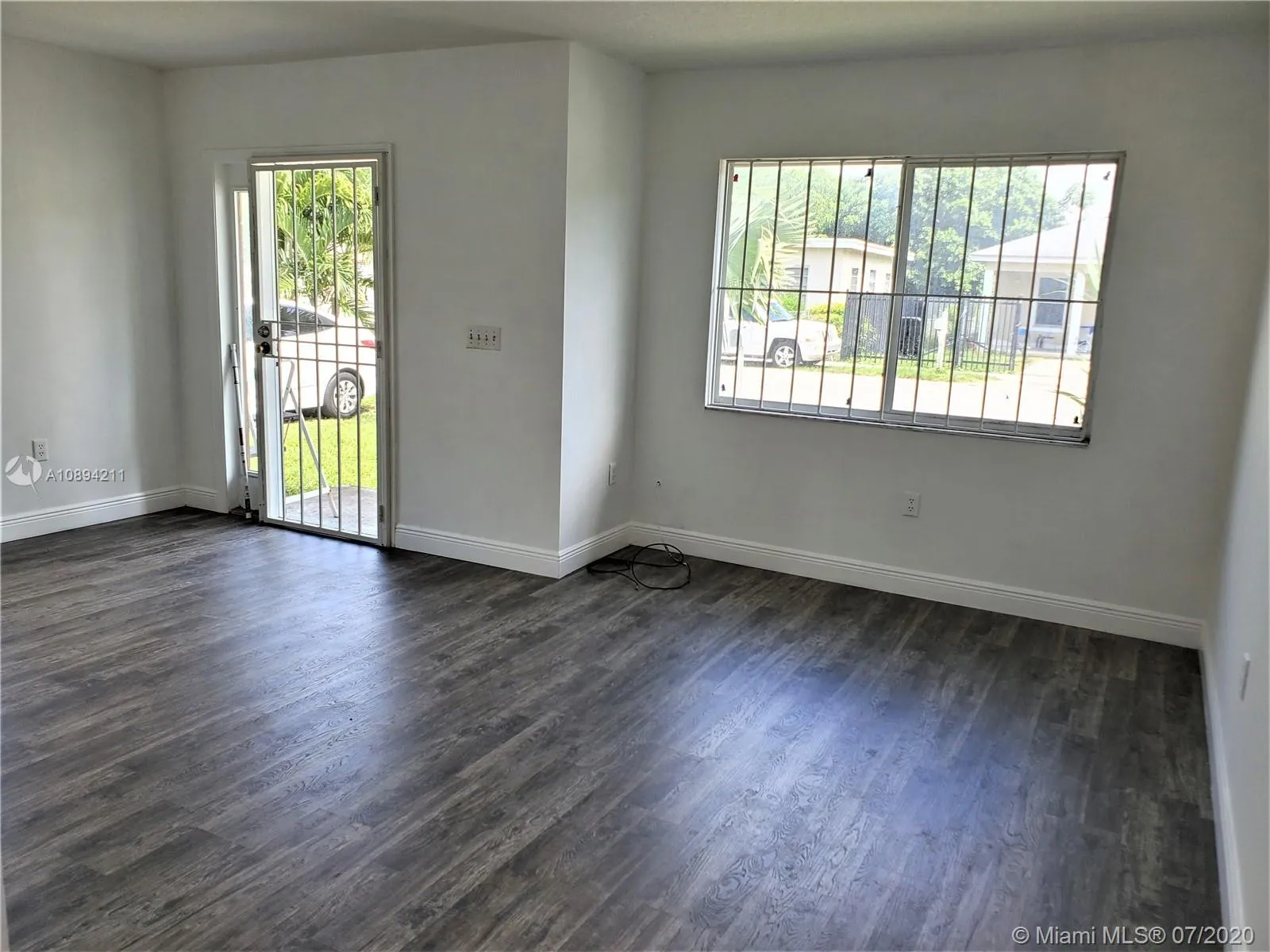 1812 NW 69th Ter, Miami FL 33147