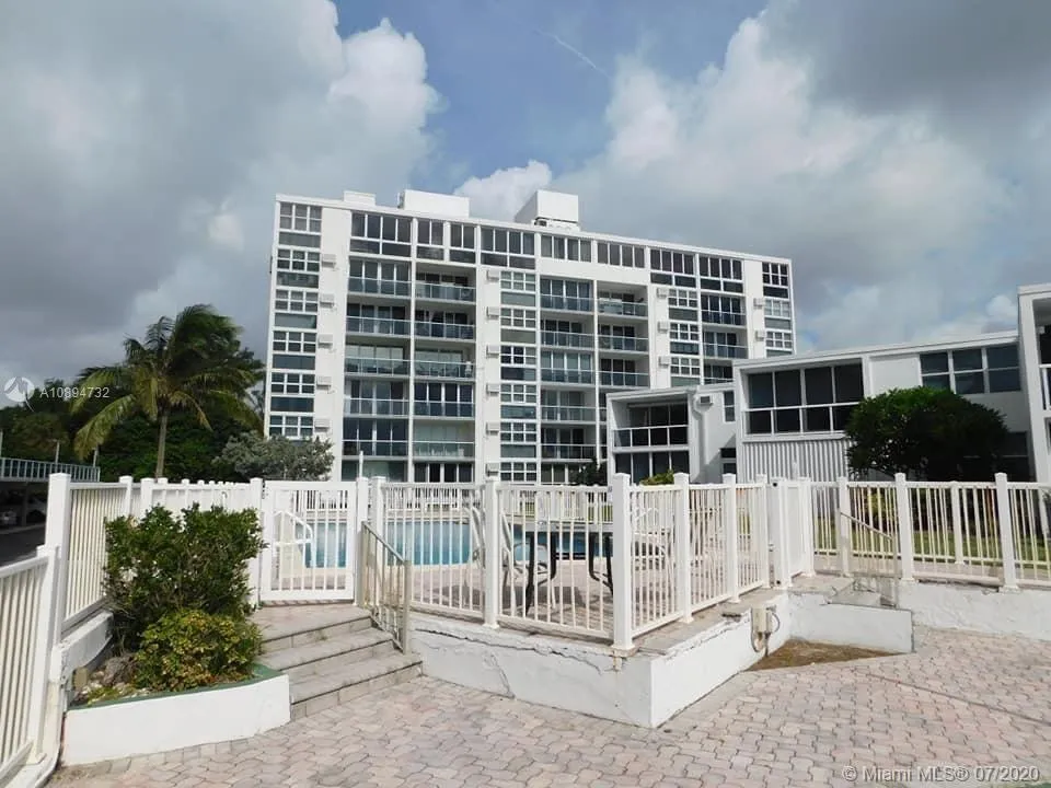 1200 N Fort Lauderdale Beach Blvd # 105, Fort Lauderdale FL 33304