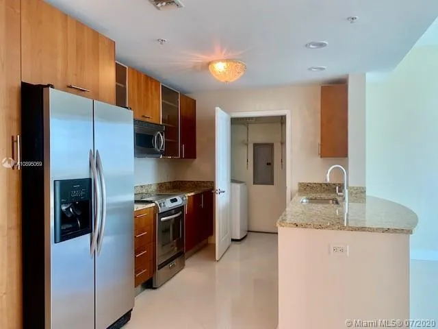 2 bedroom 2 bath for sale at 1945 S Ocean Dr # 1909, Hallandale Beach FL 33009