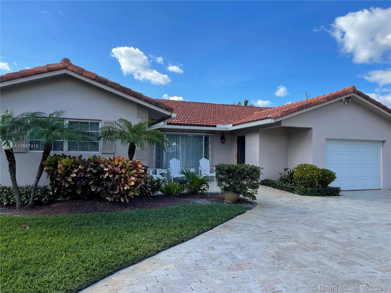 3240 Spanish River Dr, Lauderdale By The Sea FL 33062
