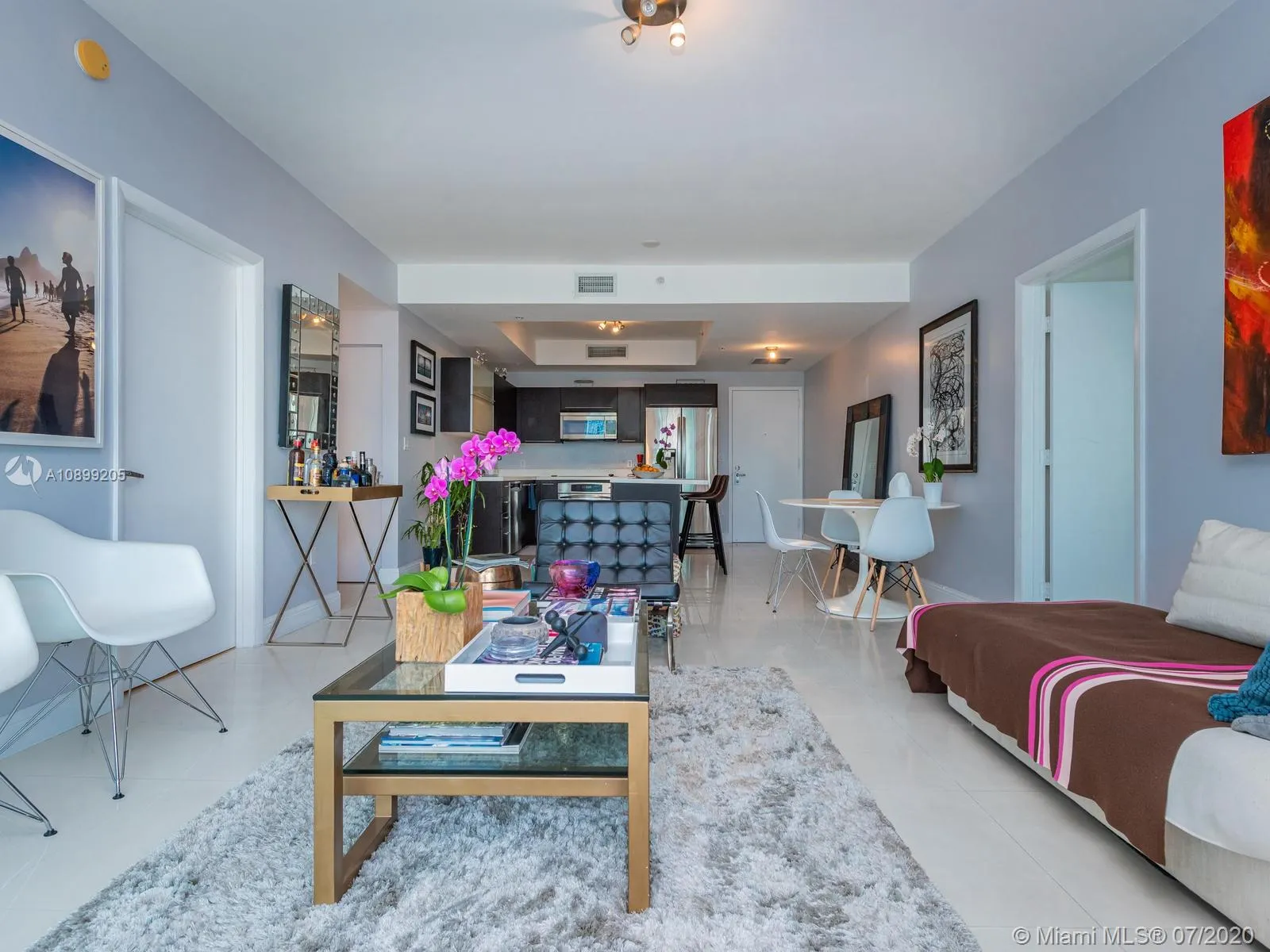 90 SW 3rd St # 2015, Miami FL 33130