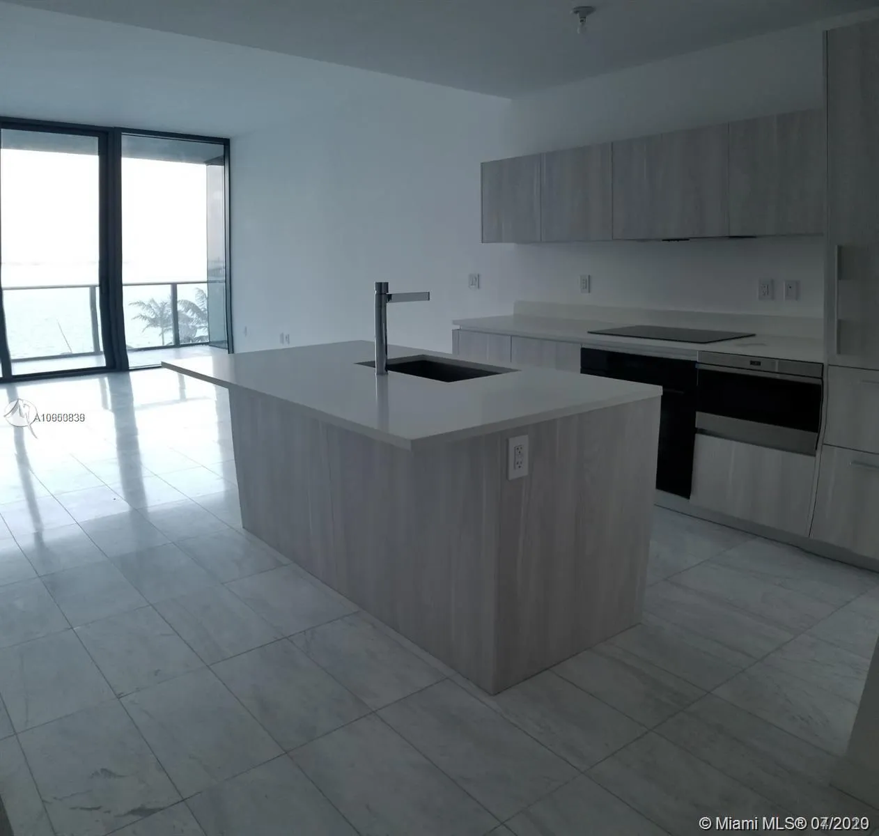 480 NE 31st St # 806, Miami FL 33137