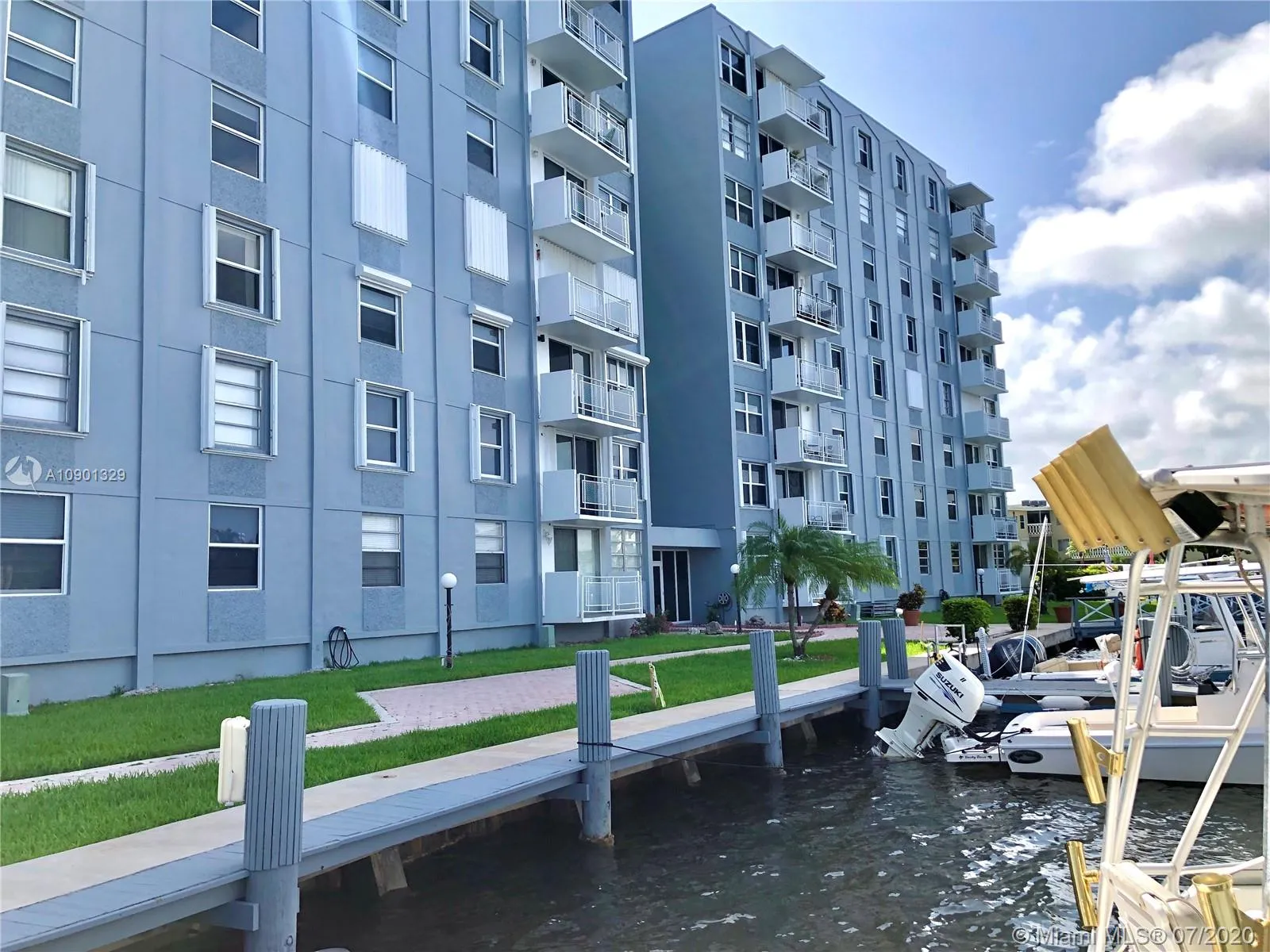 430 Golden Isles Dr # 405, Hallandale Beach FL 33009