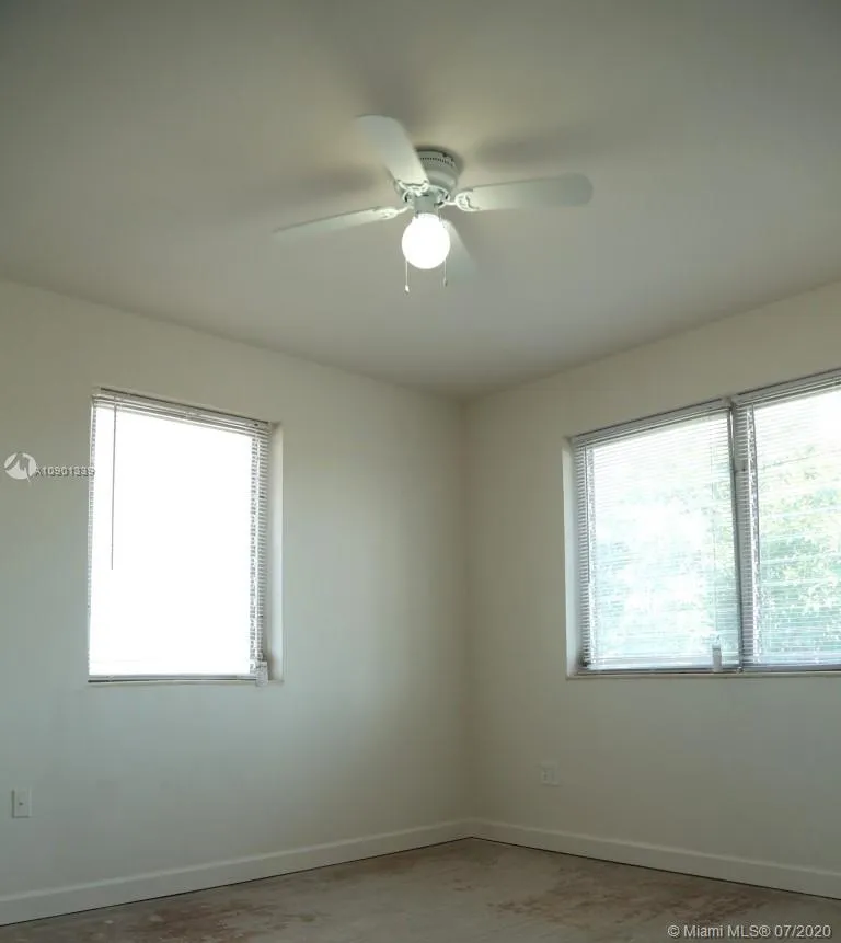 8031 Hawthorne Ave # 4, Miami Beach FL 33141