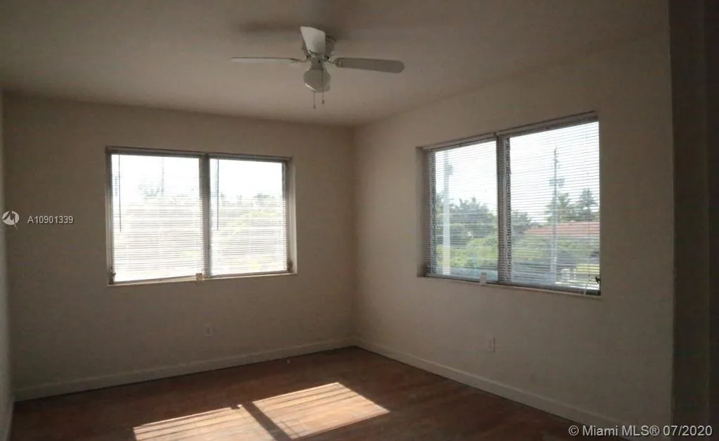 8031 Hawthorne Ave # 4, Miami Beach FL 33141