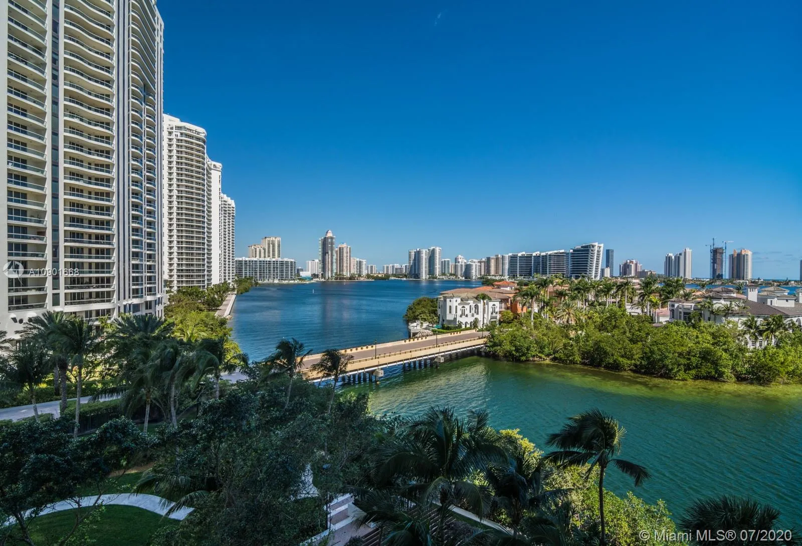 2 bedroom 2 bath for sale at 4000 Island Blvd # 605, Aventura FL 33160