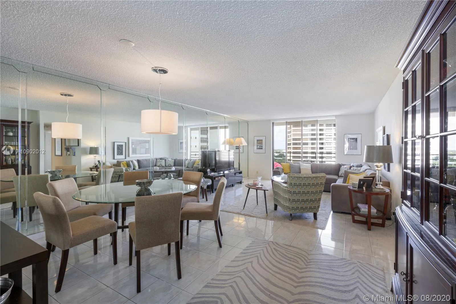 2500 Parkview Dr # 1520, Hallandale Beach FL 33009
