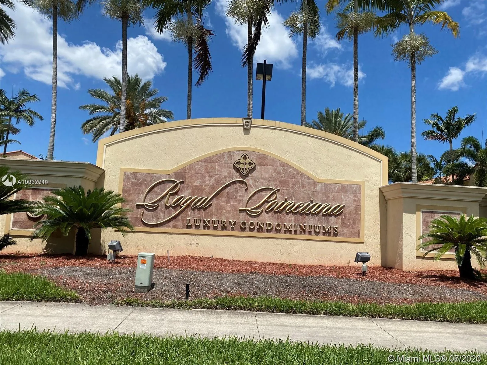 1 bedroom 1 bath for sale at 1255 SW 46th Ave # 1705, Pompano Beach FL 33069