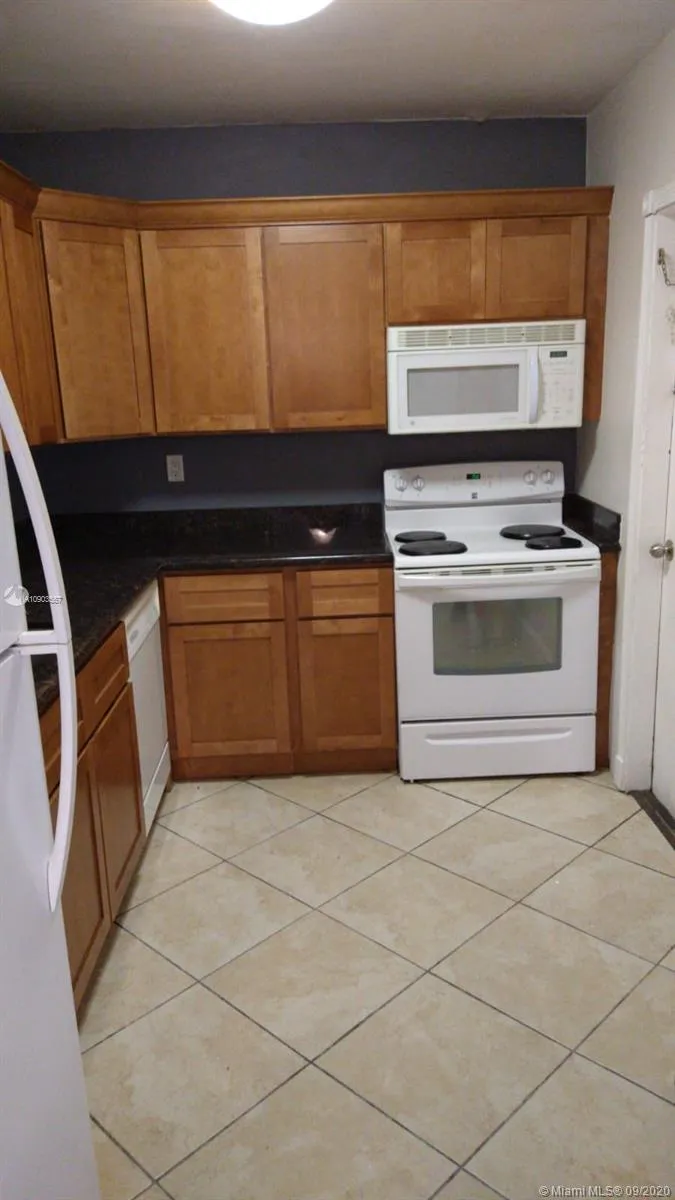 7963 SW 104th St # 112A, Miami FL 33156