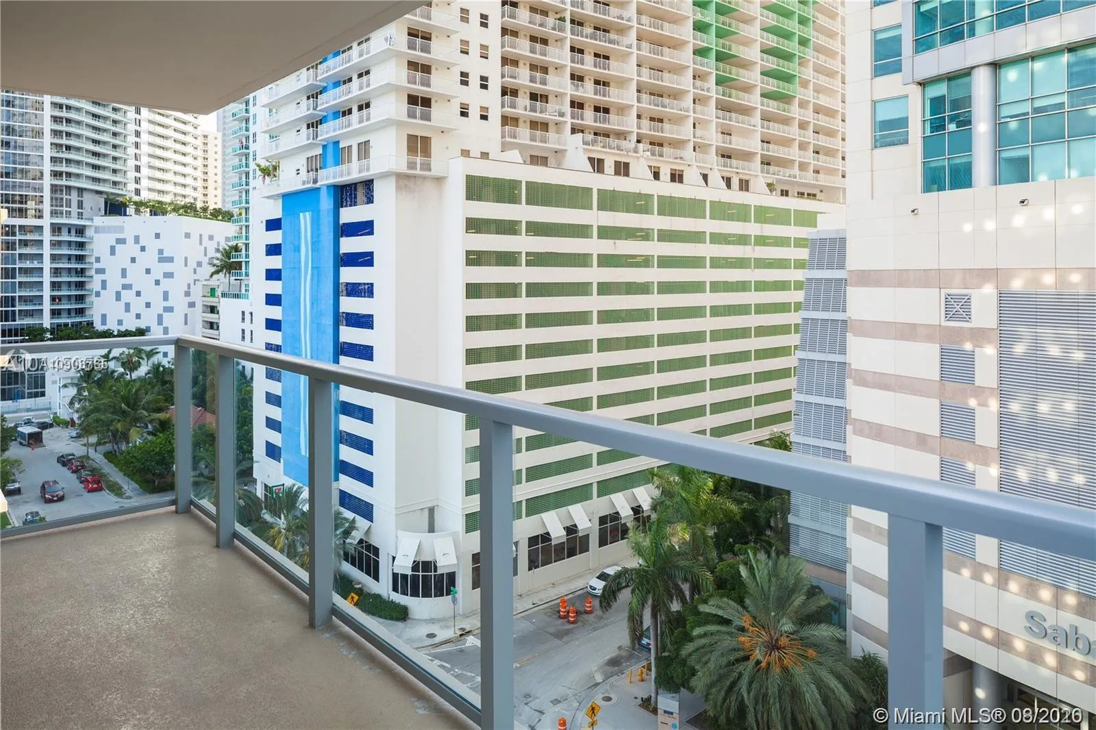 3 bedroom 2 bath for sale at 1155 Brickell Bay Dr # 802, Miami FL 33131