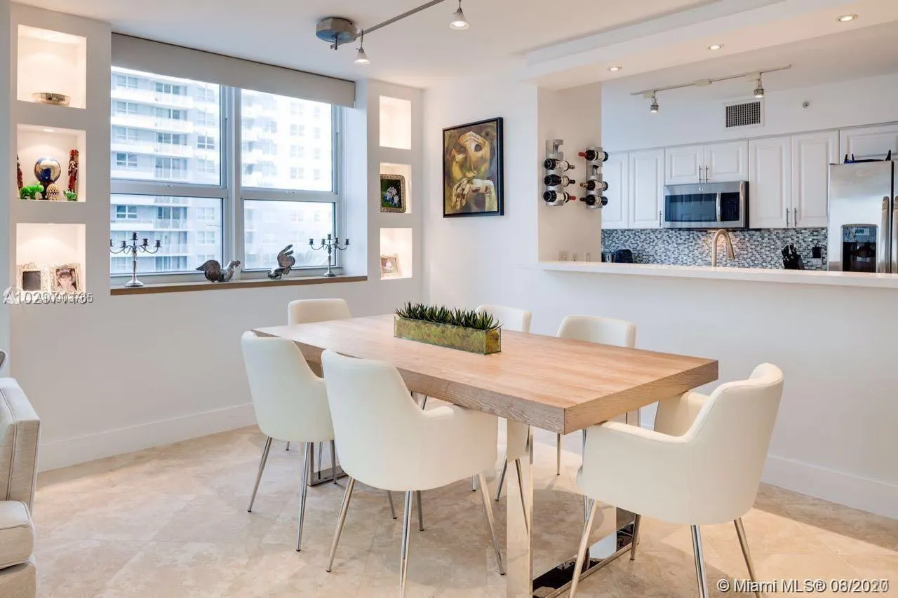 1155 Brickell Bay Dr # 802, Miami FL 33131
