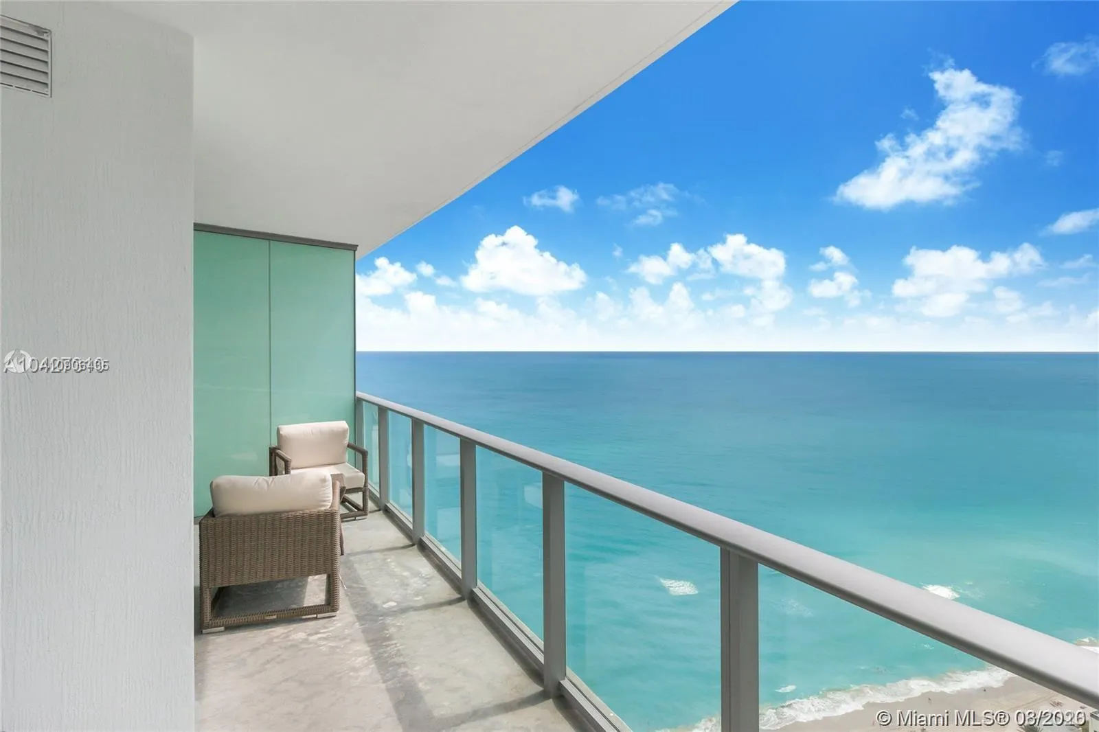 1 bedroom 1 bath for sale at 4111 S Ocean Dr # 3707, Hollywood FL 33019
