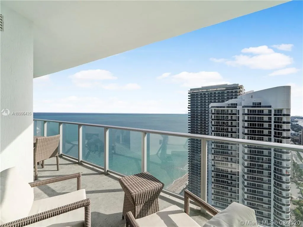 4111 S Ocean Dr # 3707, Hollywood FL 33019