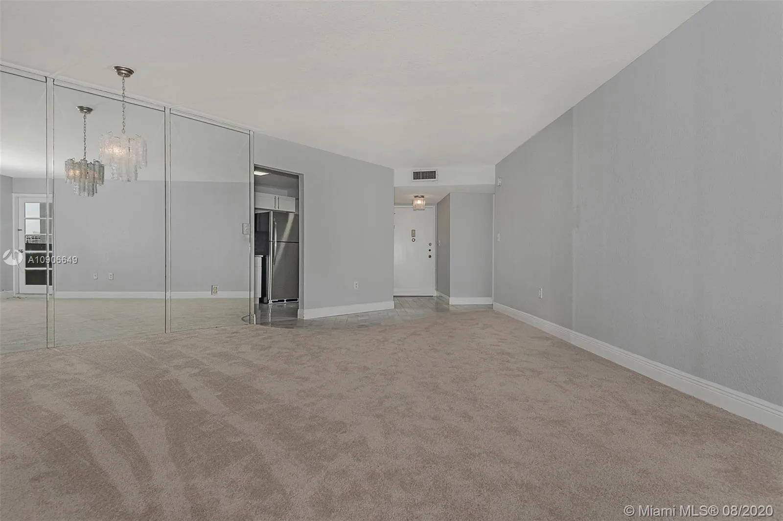 2750 NE 183rd St # 2412, Aventura FL 33160