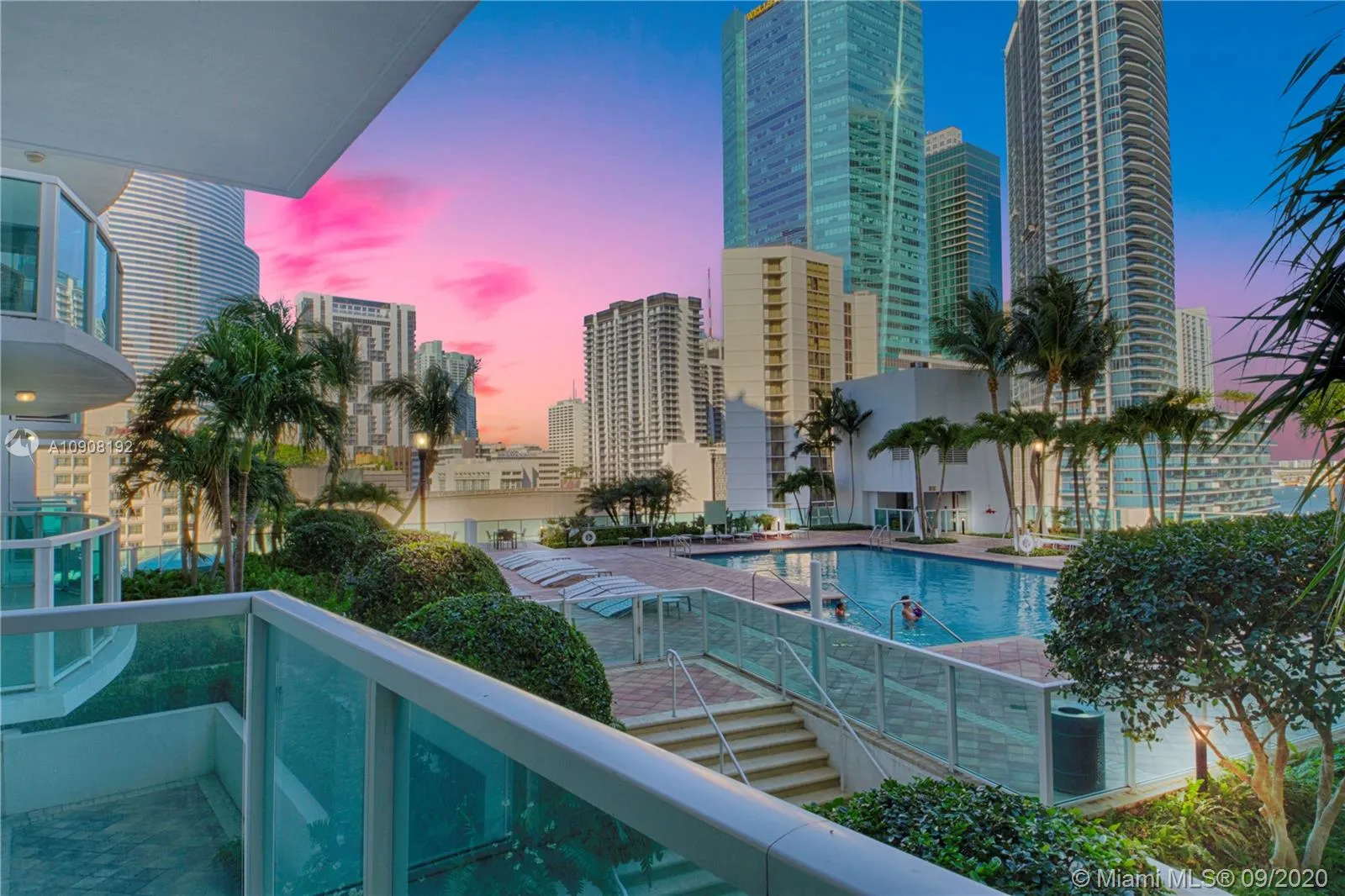 2 bedroom 2 bath for sale at 31 SE 5th St # 1208, Miami FL 33131