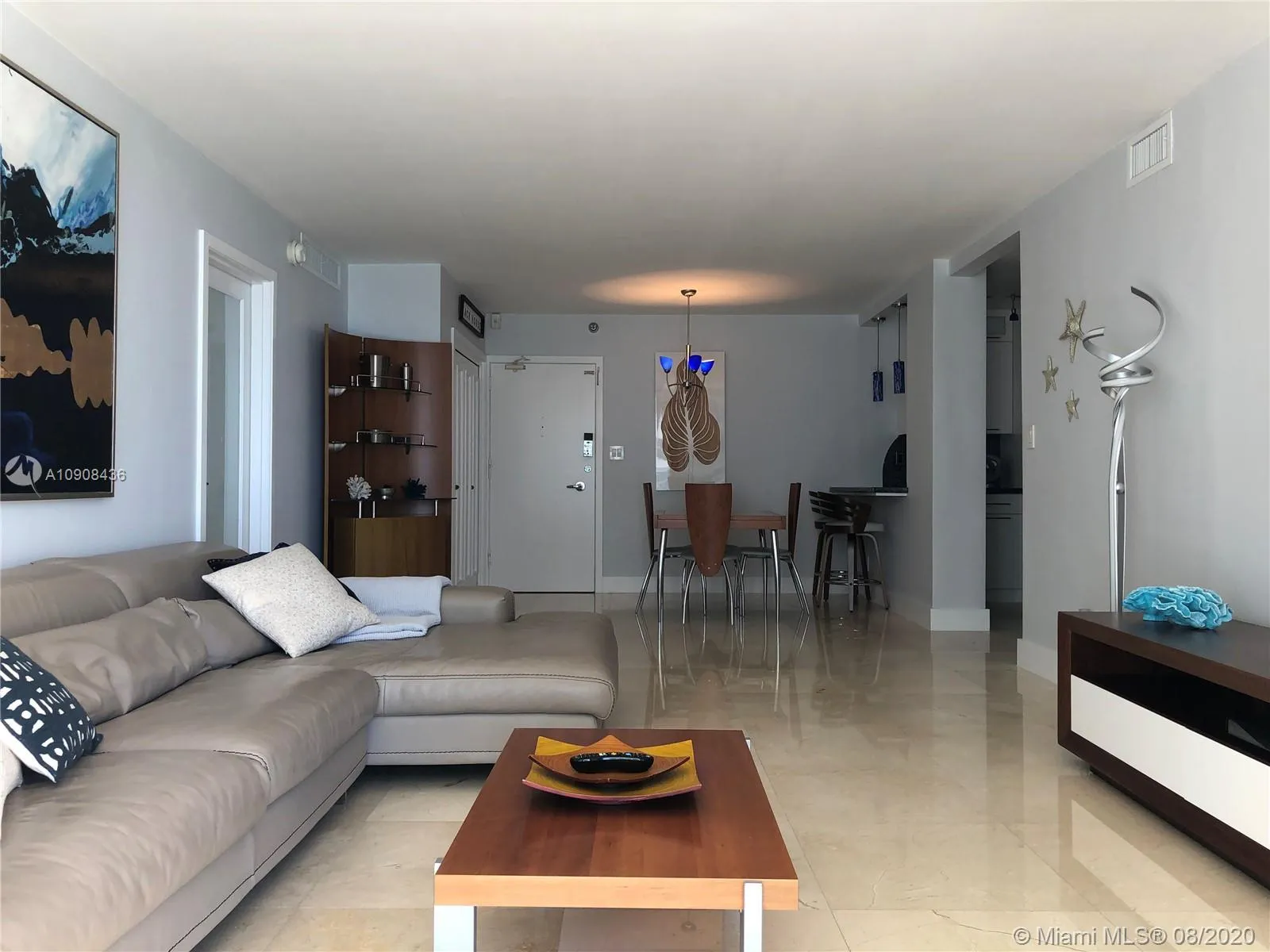 5151 Collins Ave # 825, Miami Beach FL 33140