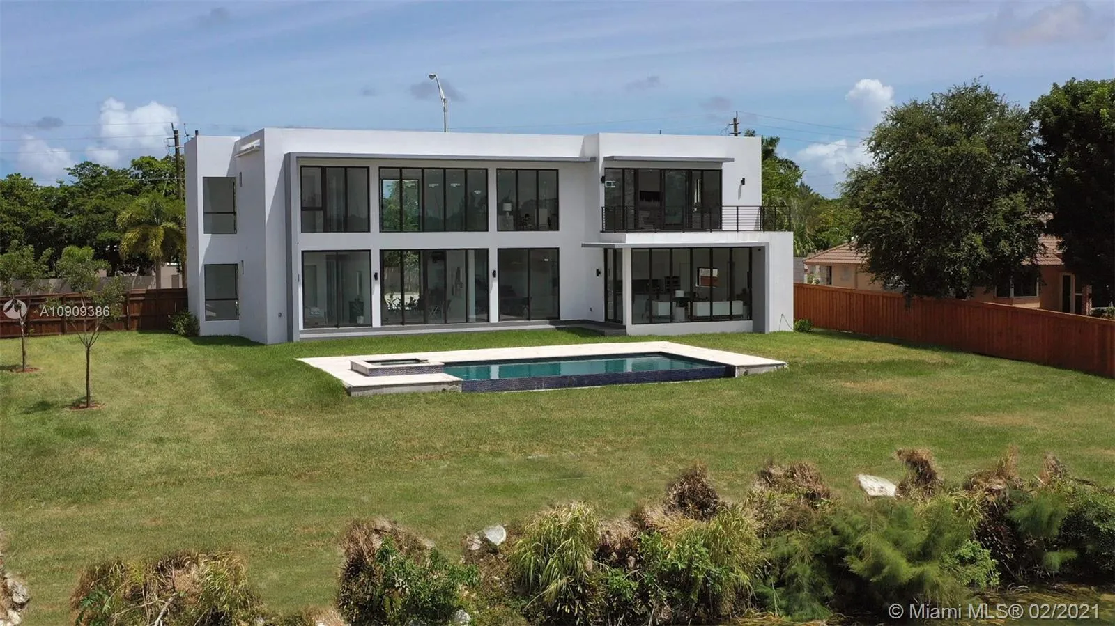 5420 SW 72nd Ave, Miami FL 33155