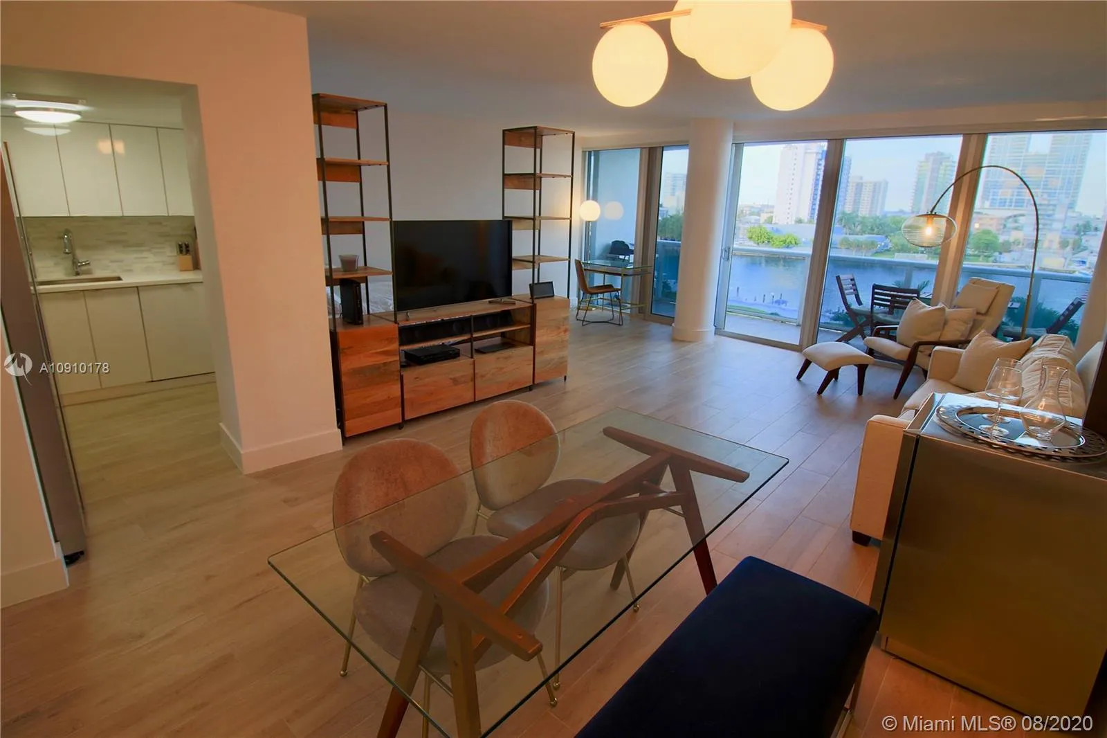 1 bath for sale at 900 Bay Dr # 518, Miami Beach FL 33141