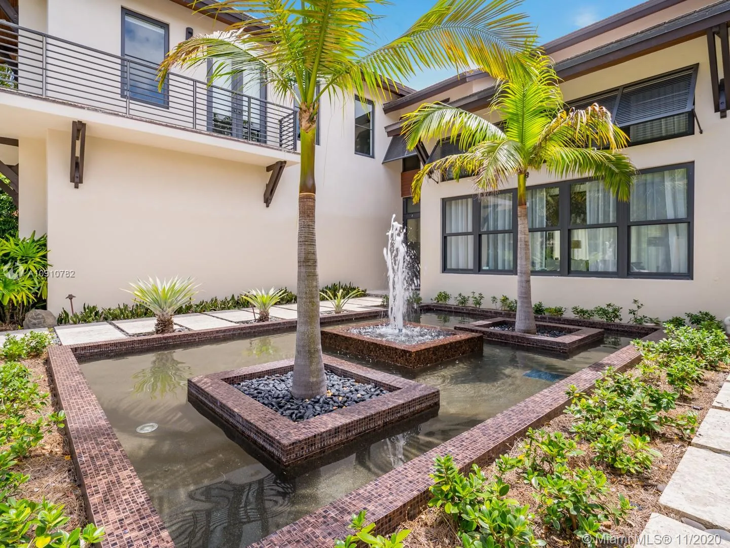 4241 Palm Ln, Miami FL 33137