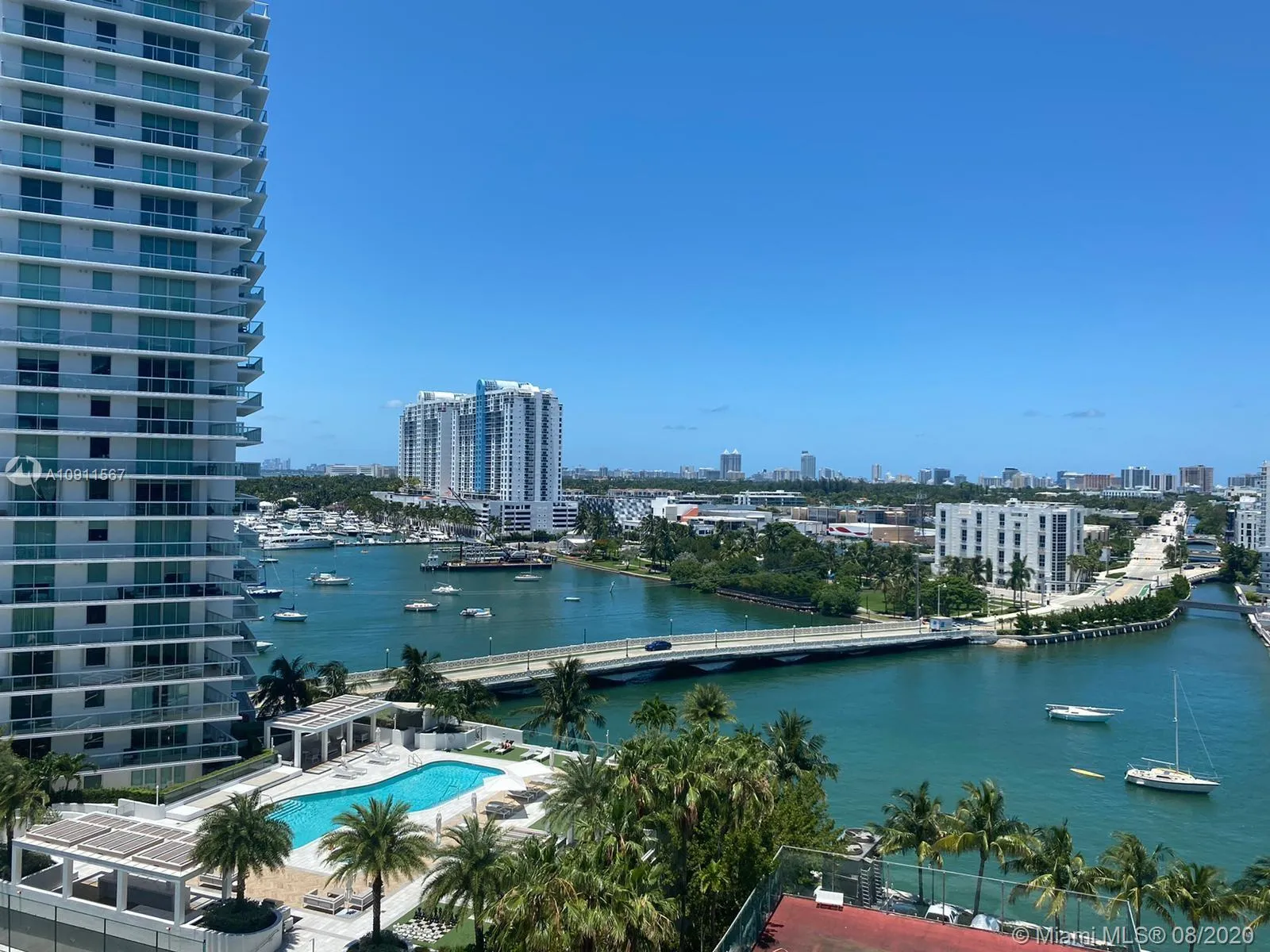 1 bedroom 1 bath for sale at 20 Island Ave # 1405, Miami Beach FL 33139