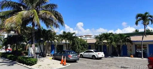 333 Palm St, Hollywood FL 33019