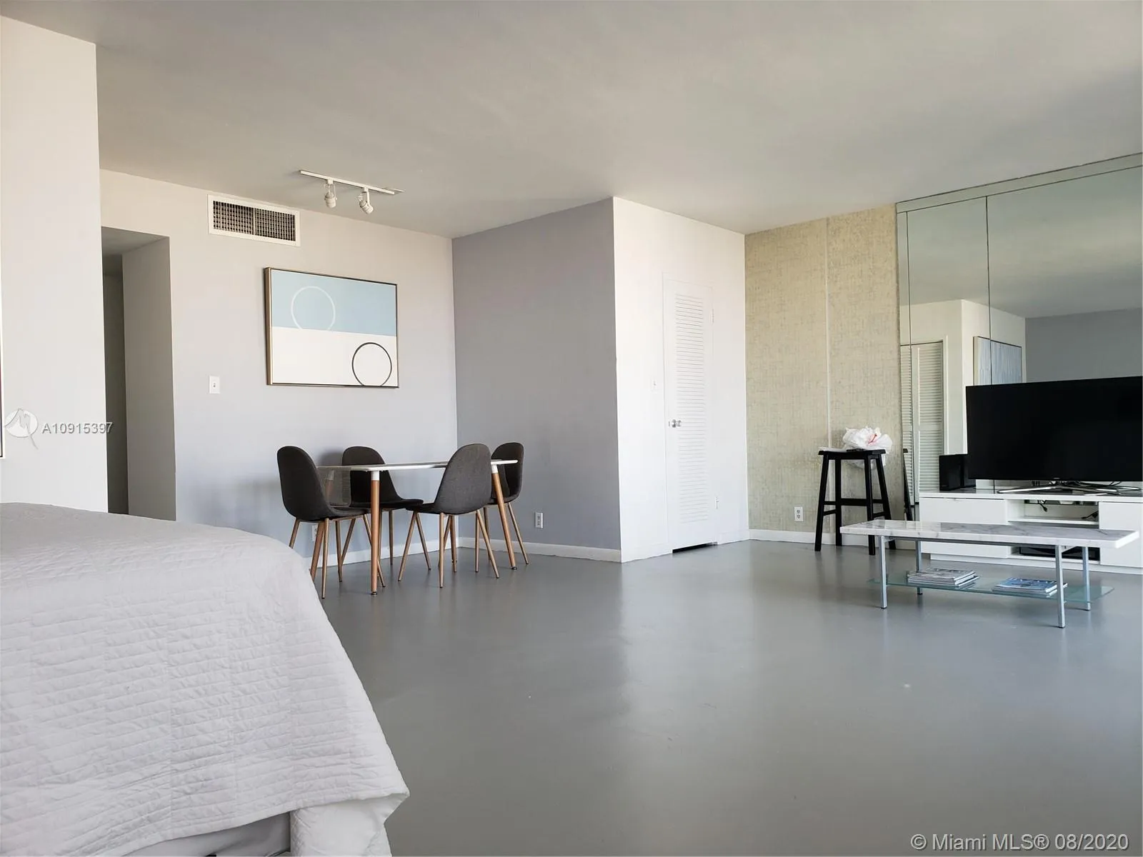 1 bath for sale at 1000 West Ave # 730, Miami Beach FL 33139