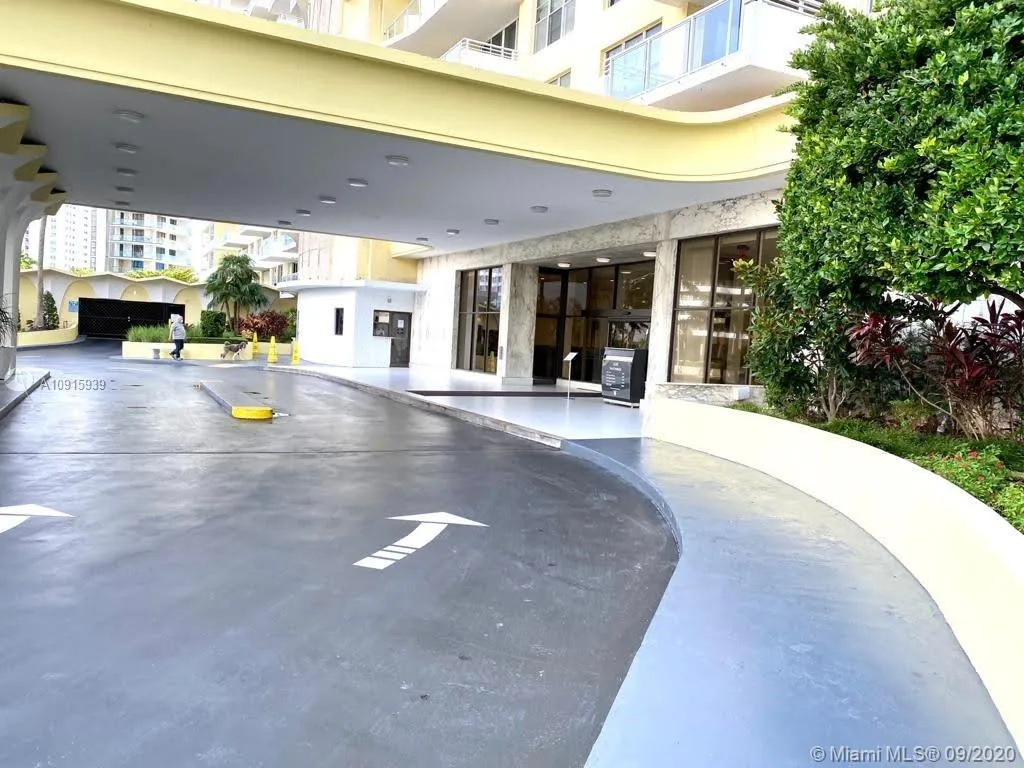 5600 Collins Ave # 5C, Miami Beach FL 33140