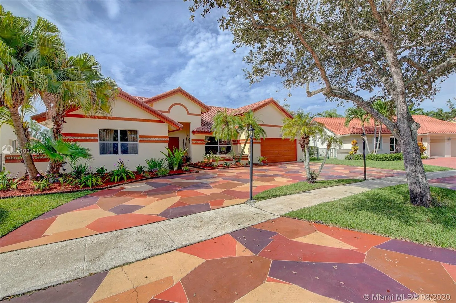 4 bedroom 2 bath for sale at 16234 NW 1st St, Pembroke Pines FL 33028