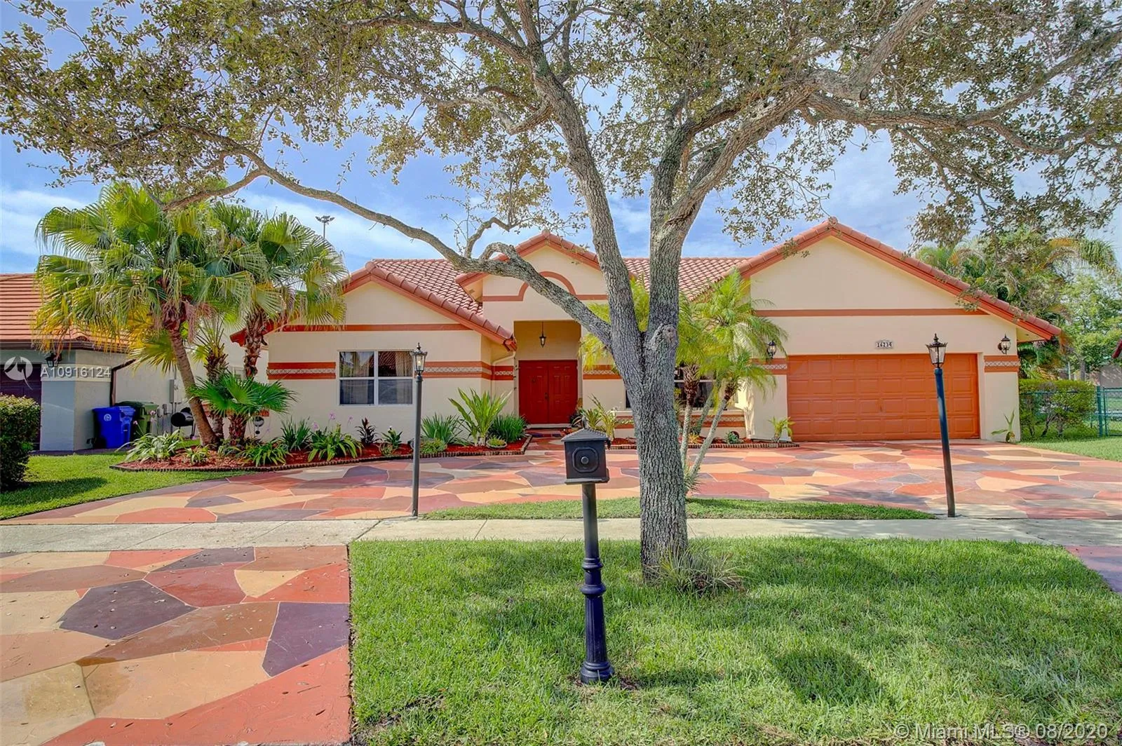 16234 NW 1st St, Pembroke Pines FL 33028