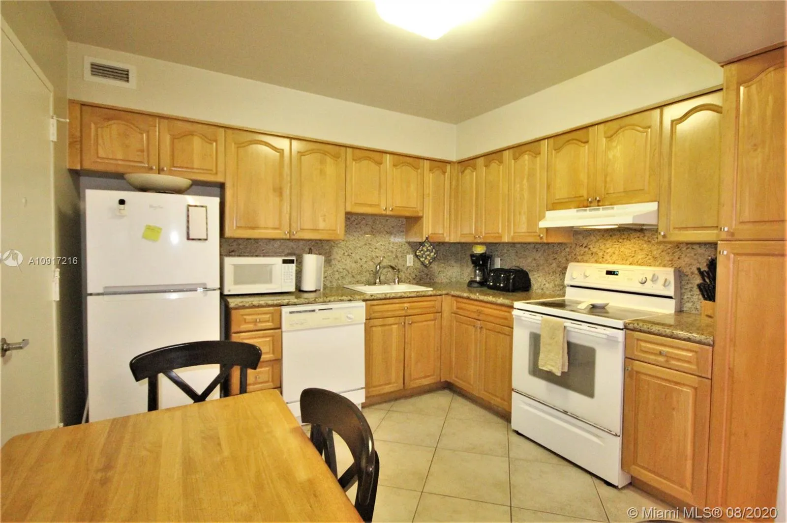 5161 Collins Ave # 1110, Miami Beach FL 33140