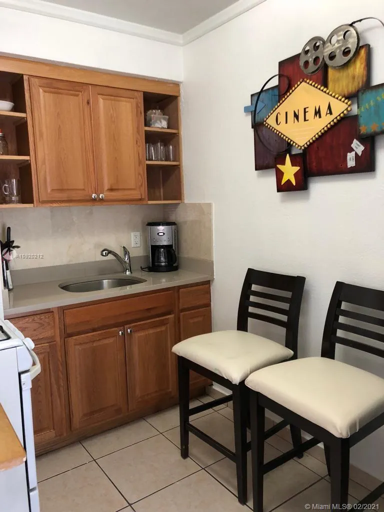 1 bedroom 1 bath for rent at 7445 Harding Ave # 112, Miami Beach FL 33141