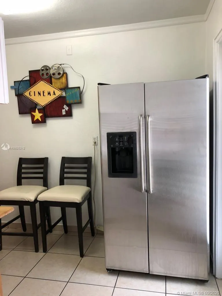 7445 Harding Ave # 112, Miami Beach FL 33141
